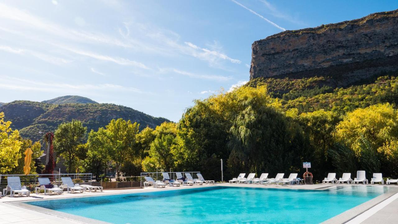 Village Club Les Lavandes - Neaclub Rémuzat Exteriör bild
